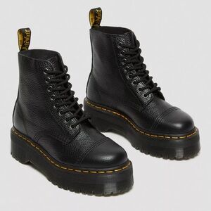 Dr. Martens SINCLAIR MILLED NAPPA LEATHER PLATFORM BOOTS Size 12(runs small)